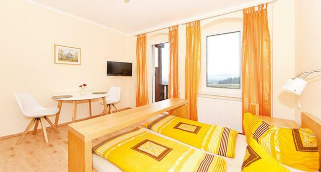 Panorama-Apartments Weinberghaus Mittelndorf Esterno foto