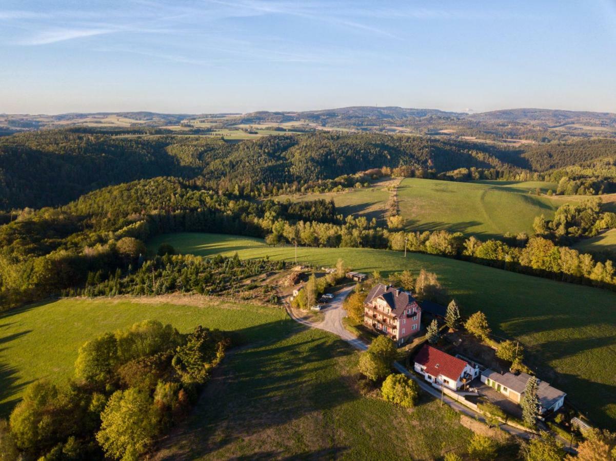 Panorama-Apartments Weinberghaus Mittelndorf Esterno foto